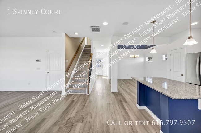 Building Photo - 1 Spinney Ct