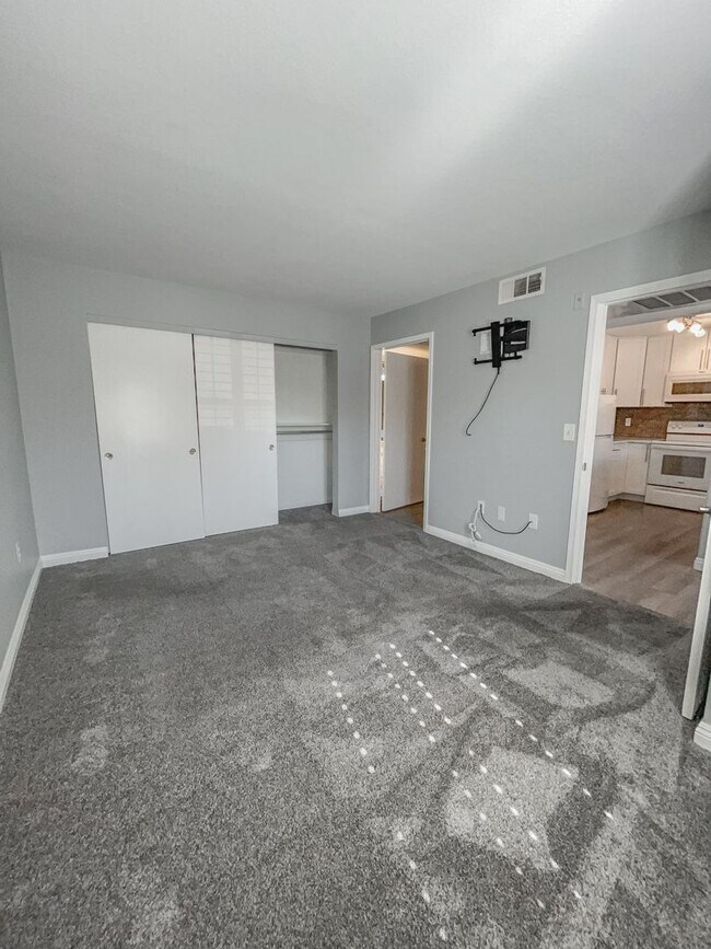 Building Photo - **COMING SOON 04/15/2026** Modern 2-Bed, 2-Bath Condo in Gated Montana Community – Silverado Ranch