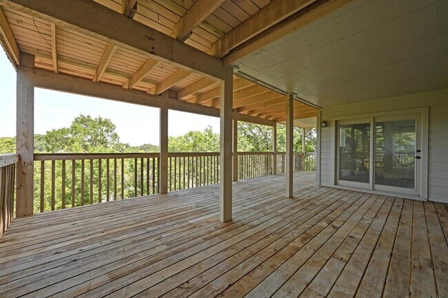 Building Photo - 3510 Native Dancer Cove