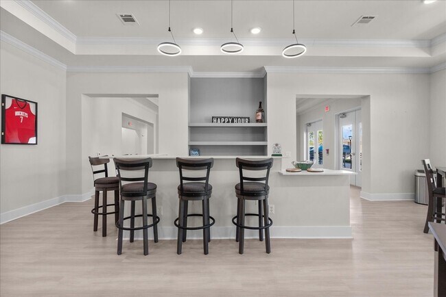 Building Photo - 540 Hobbs Rd