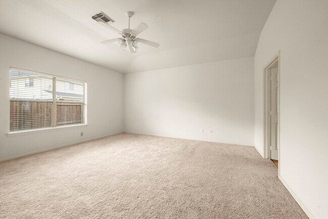 Building Photo - 7803 Blue Lake Dr