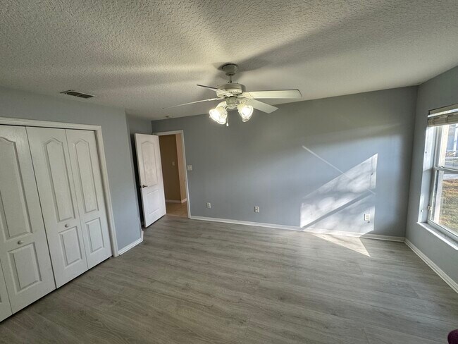 Building Photo - 3130 Westgate Dr