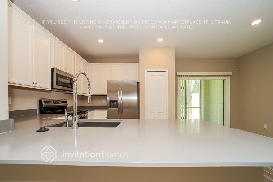 Building Photo - 631 Cherry Ridge Dr