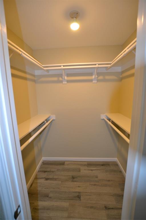 Building Photo - 18507 Wood Glen Ln