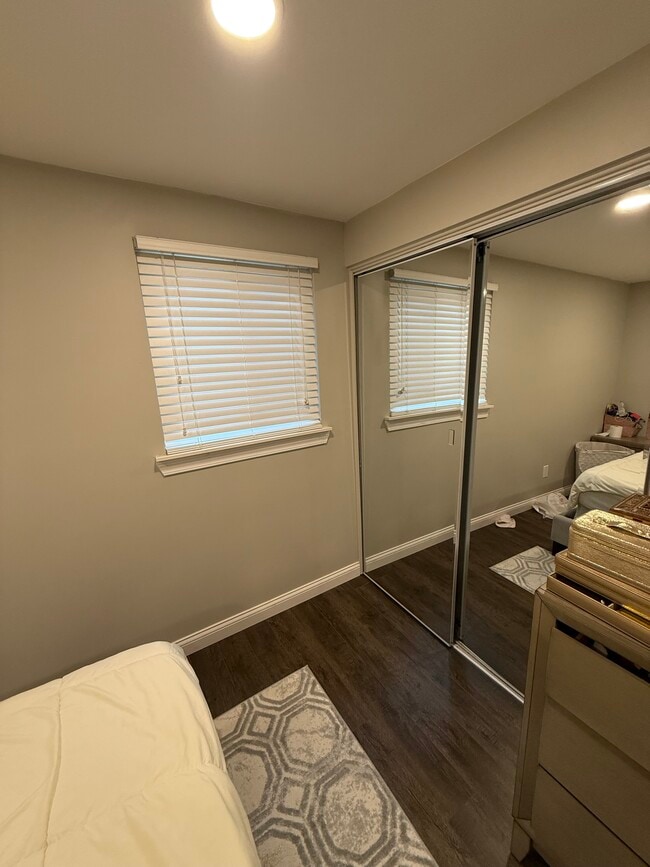 Building Photo - 36969 Lancaster St