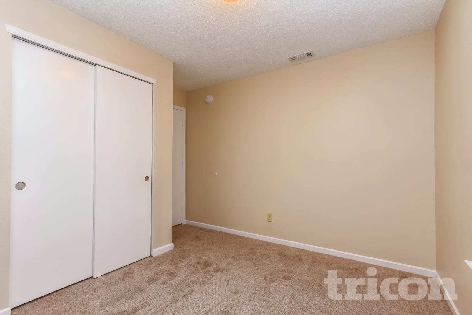 Building Photo - 171 Declaration Dr