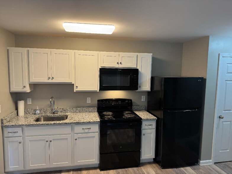 Building Photo - 34 8th St