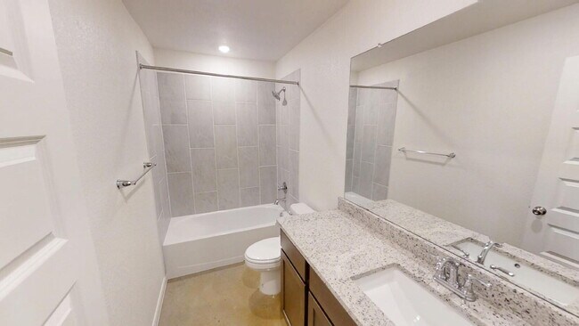 Building Photo - 907 Switchgrass Dr