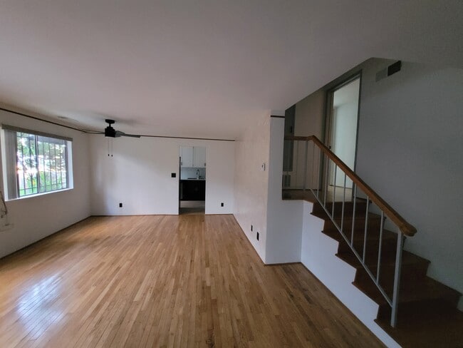 Building Photo - 1410 Venice Blvd.