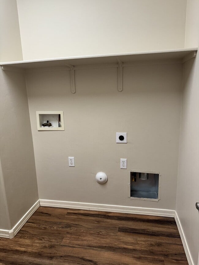 Building Photo - Sonora Rancho at Del Webb 55+ Community