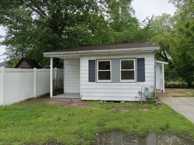 Building Photo - One Bedroom Detached House FOR RENT in Bridgeton, NJ $1150