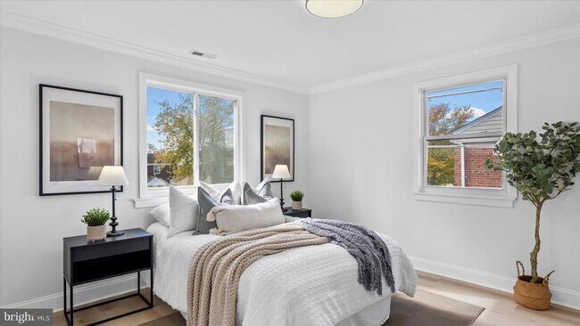 Building Photo - 2529 Liberty Pkwy