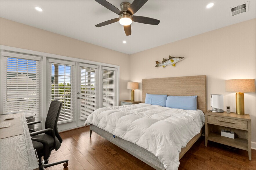 Building Photo - 11780 Anglers Club Dr