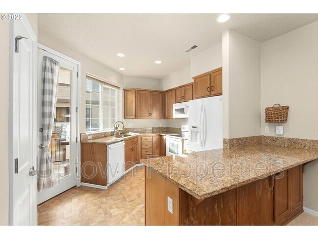 Building Photo - 11720 SW Willet Terrace