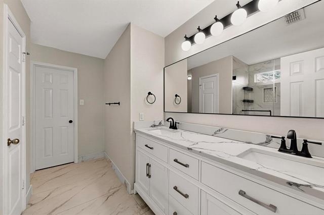 Building Photo - 2305 Sumac Ct