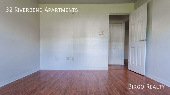 Building Photo - Beautiful 1 Bedroom Apartment- Move in Today!