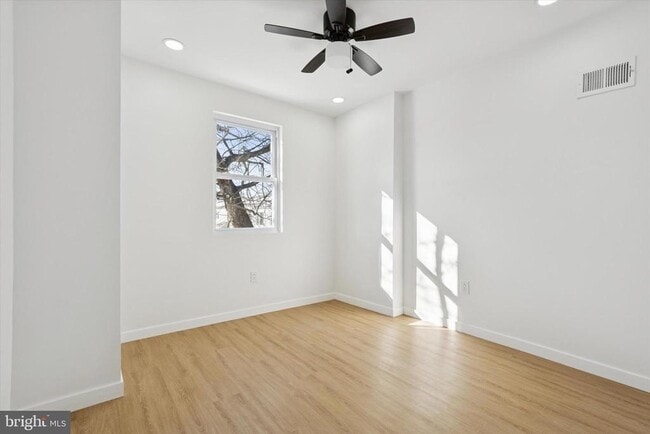 Building Photo - 3110 Tasker St