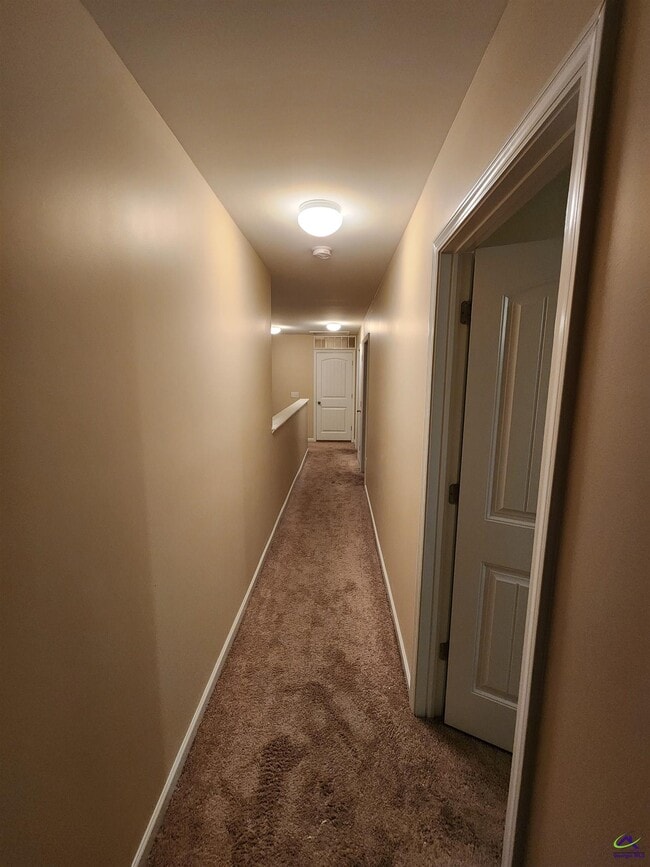 Building Photo - 223 Flowing Meadows Dr