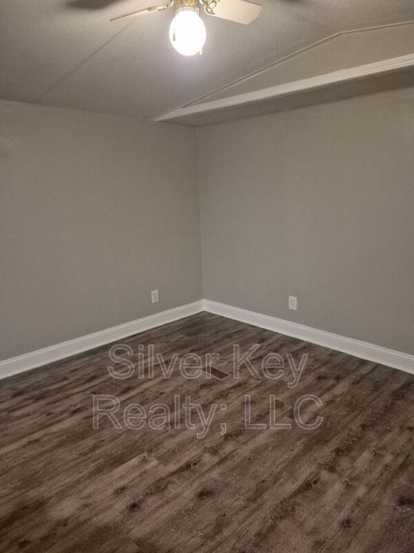 Building Photo - 138 Co Rd 162