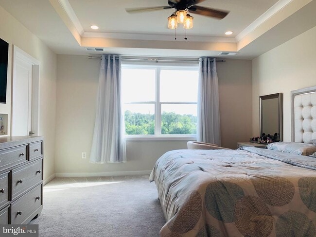 Building Photo - 23603 Hopewell Manor Terrace