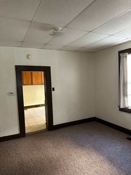 Primary Photo - 502 E 4th St