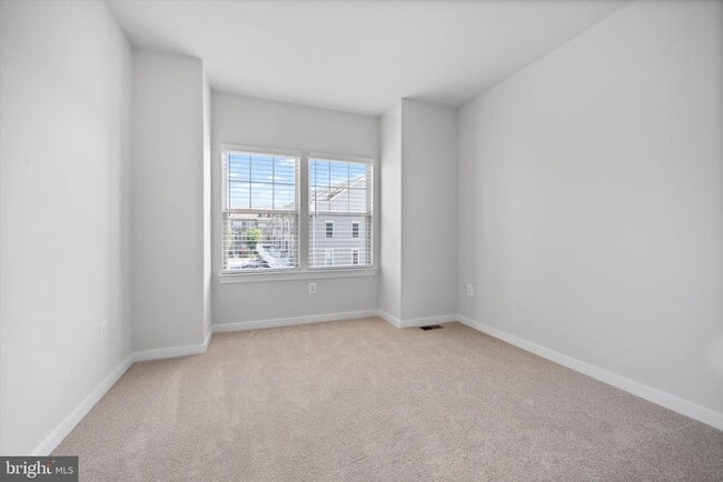 Building Photo - 1051 Venifena Terrace SE