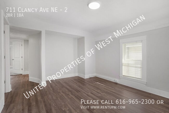 Building Photo - Available Now | 2 bed 1 bath Apartment in ...