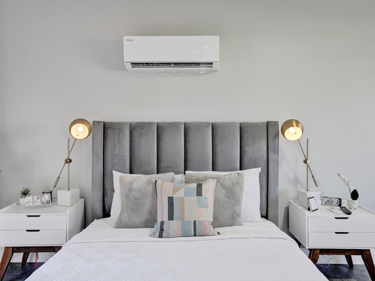 Building Photo - 3208 NE 9th St