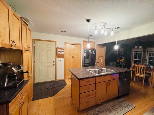 Building Photo - 6221 Old Middleton Rd