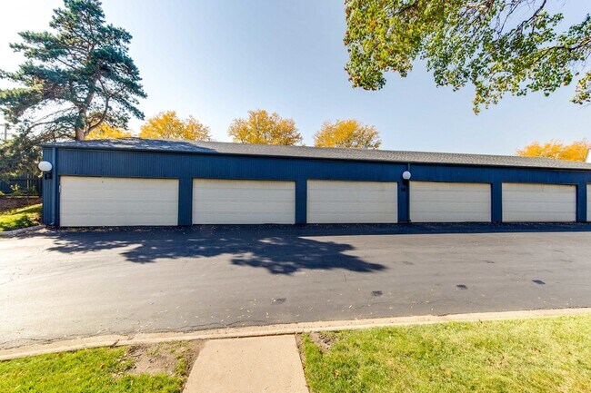 Building Photo - 2025 Ammer Ridge Ct