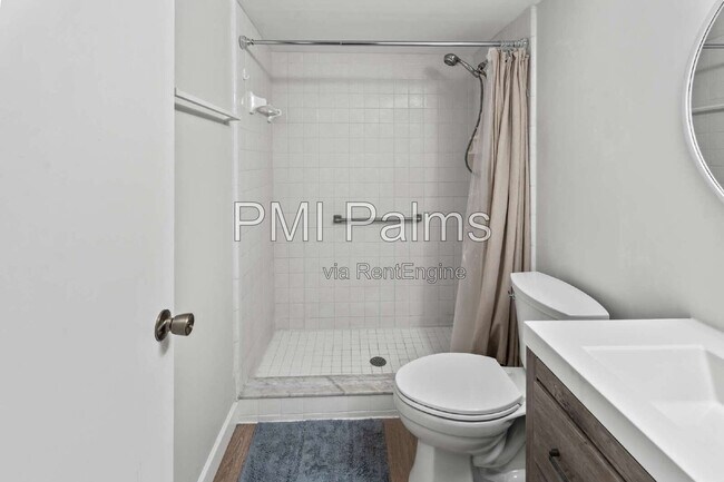 Building Photo - 1236 Pine Ridge Cir W