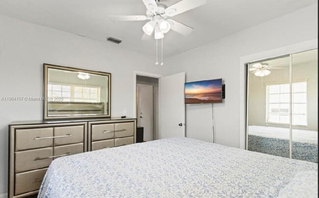 Building Photo - 18830 NW 7th Ave