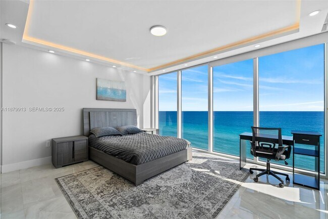 Building Photo - 1830 S Ocean Dr