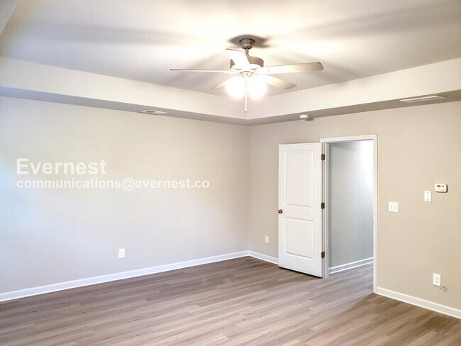 Building Photo - 1484 Arbor Pl Dr