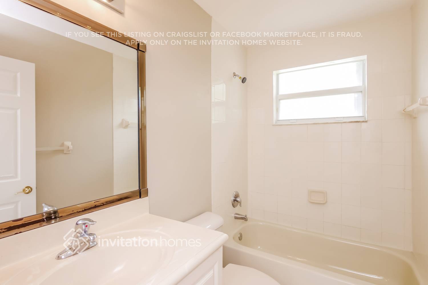 Building Photo - 5213 SW 158th Ave