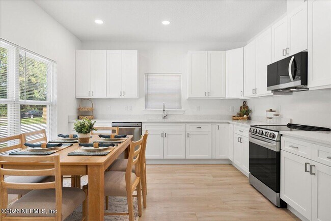 Building Photo - 3540 Datura St