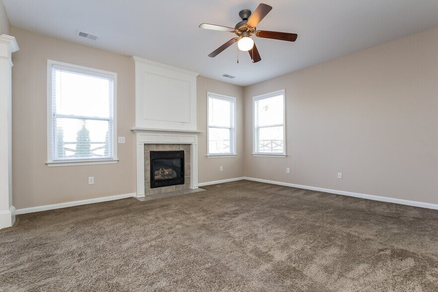 Building Photo - 417 Little River Rd