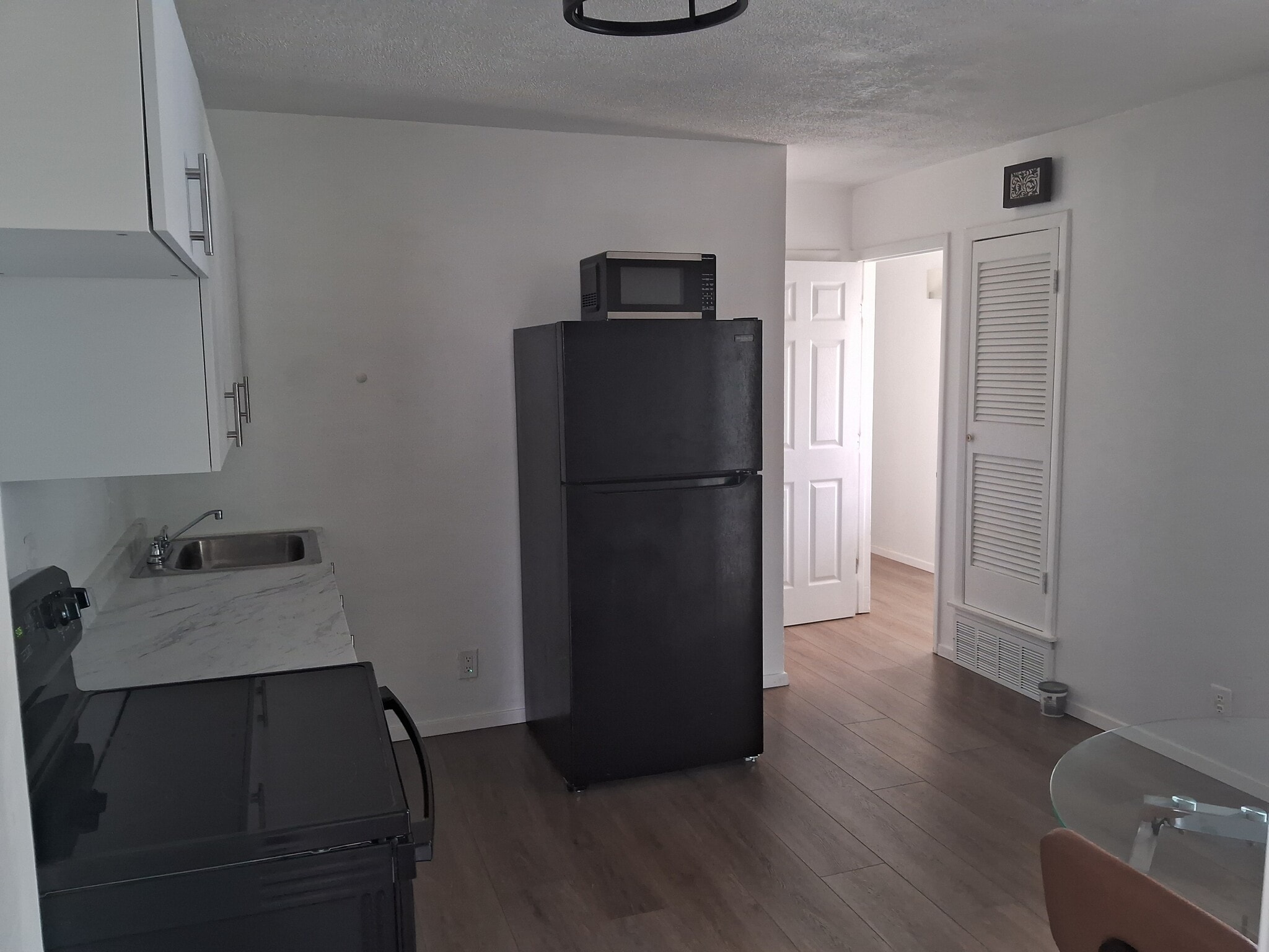 Building Photo - 207 Arnett Dr