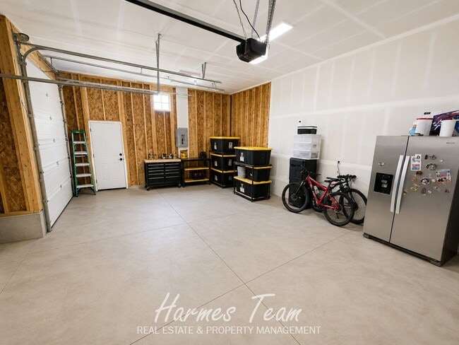 Building Photo - 11017 Coastal Hls Ln