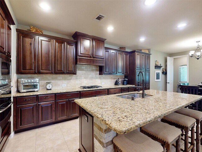 Building Photo - 25003 Stratton Meadows Dr