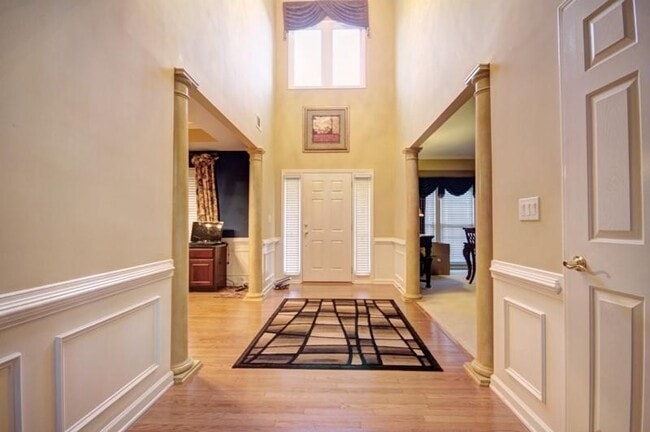 Building Photo - 4324 Canaan Way NE