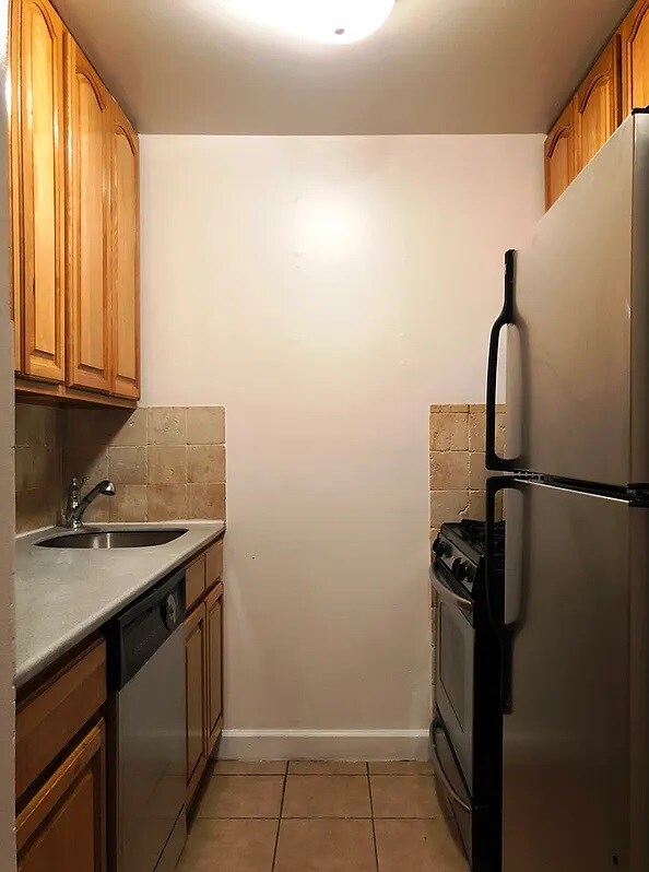 167070 Bell Blvd 167070 Bell Blvd Queens NY 11360 Apartment Finder