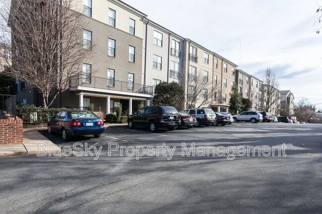 Primary Photo - 770-73D Walker Square