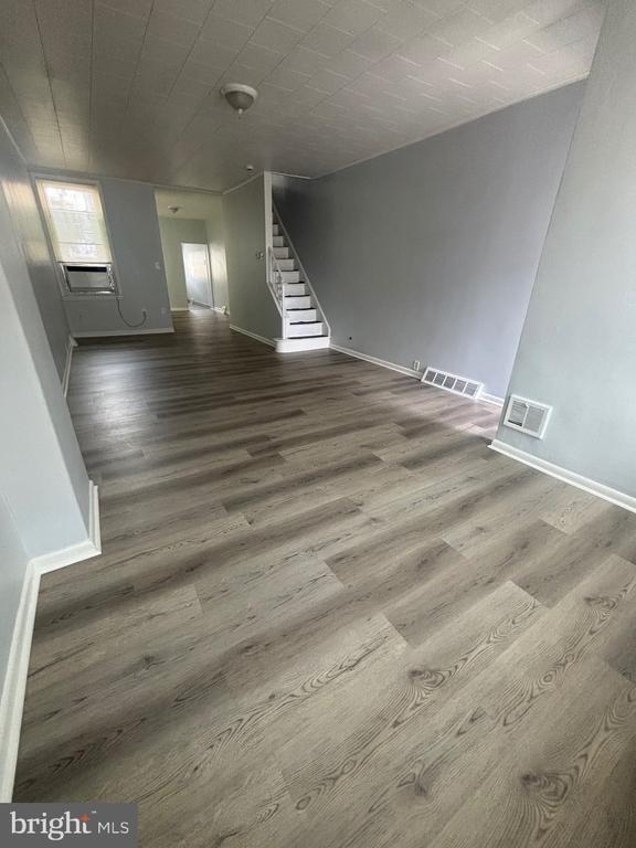 Building Photo - 3172 Chatham St