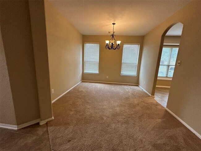 Building Photo - 11023 Heartland Grove Dr