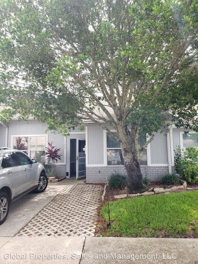 Primary Photo - 3 br, 2 bath House - 1702 Tropical Court