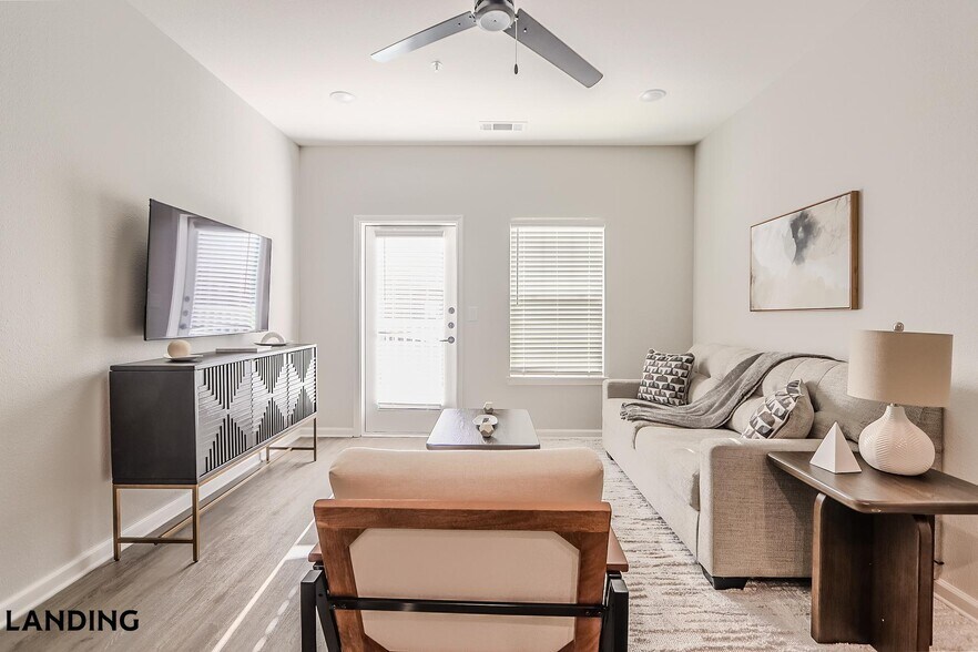 Building Photo - 1650 Harris Hill Rd