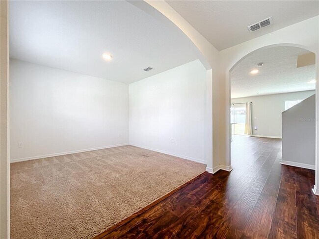 Building Photo - 10520 Bronze Leaf Ct