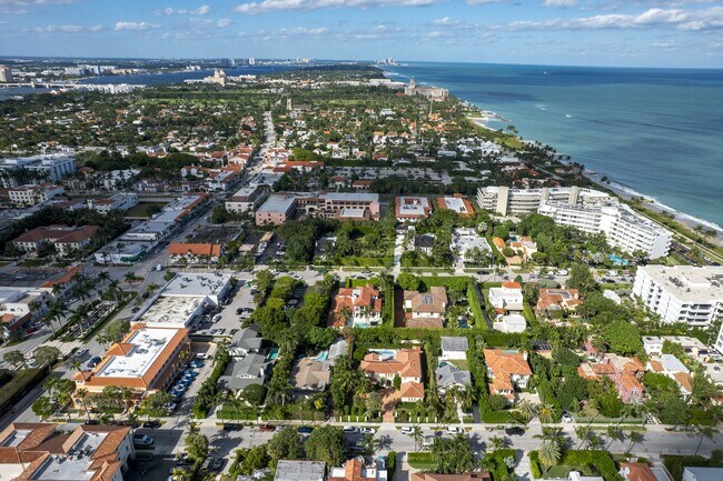 Building Photo - 141 Australian Ave