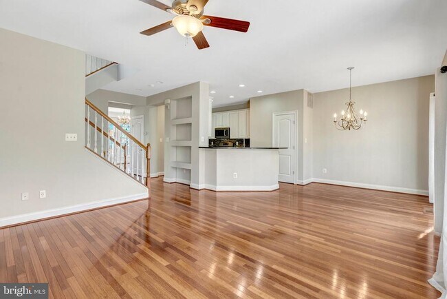 Building Photo - 6830 Hartzell Hill Ln